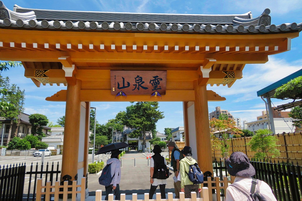2025年6月28日 総会ウォーク 太宰治と森鴎外の墓所がある霊泉山 禅林寺